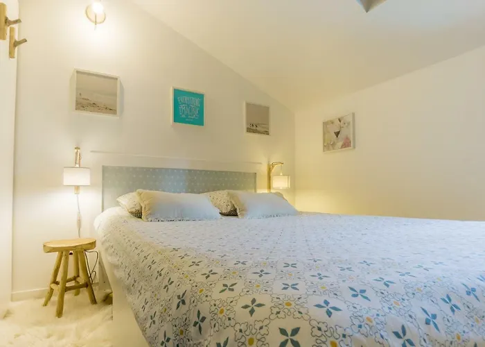 B&B Wood'n Sea Surf - *